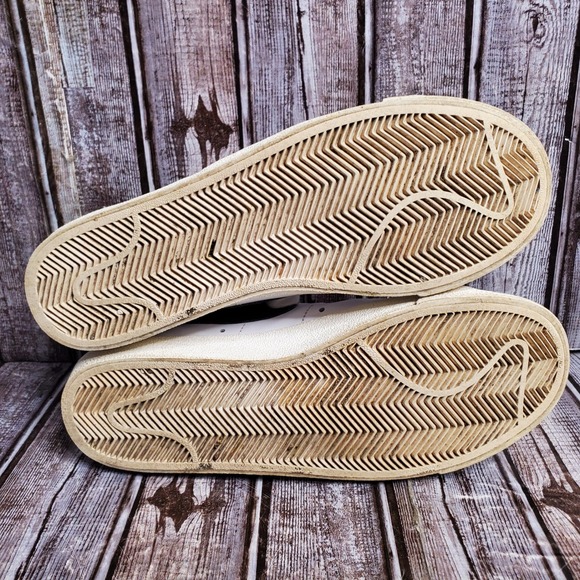 Nike Women's Blazer Low 77 White Black Sneakers DC4769-102 Size 8.5 - Picture 13 of 15